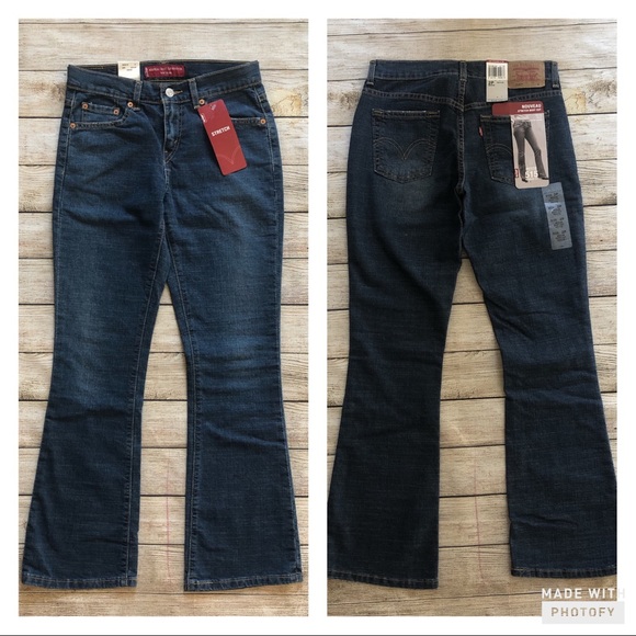 levis petite